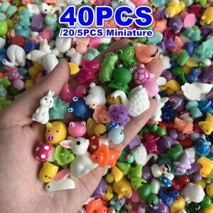 40PCS Mixed Styles Mini Resin Animals Mushroom Figurines Miniature DIY Bonsai